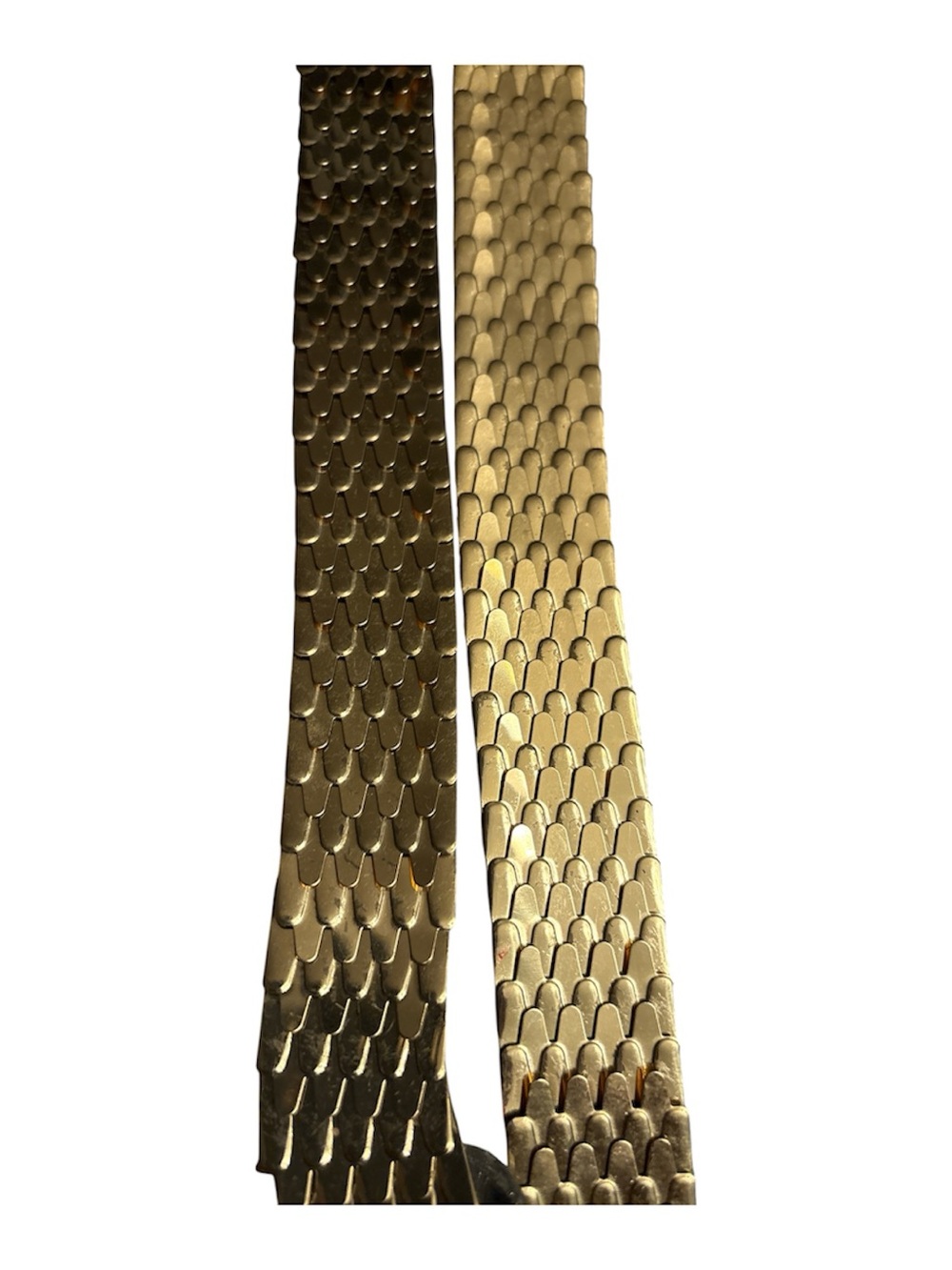 Vintage Metal Stretch Mesh Link Belt with Heavy Leaf Shaped Buckle gold - Picture 5 of 5